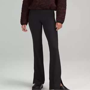 NWT Lululemon Groove high rise split hem flare pant nulu. Size 6